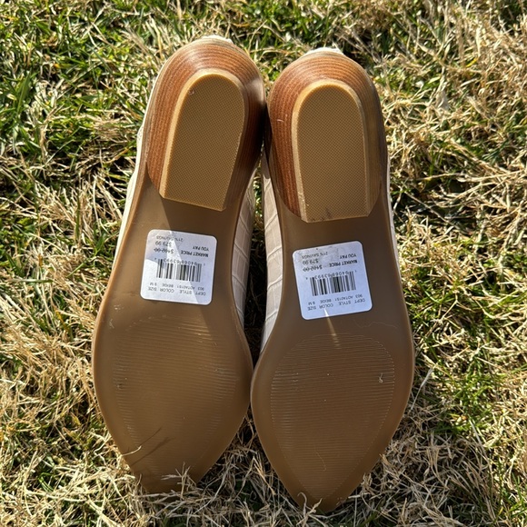 STEVE MADDEN Cream Tan Croc-Embossed Cutout Booties, Size 9 - Picture 7 of 8